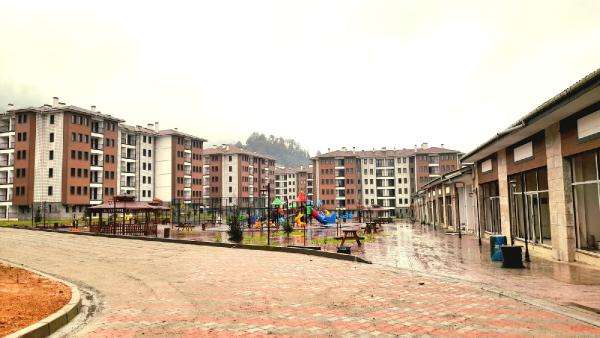 TOKİ’nin Rize'de 12, Trabzon’da 29 iş yeri görücüye çıktı