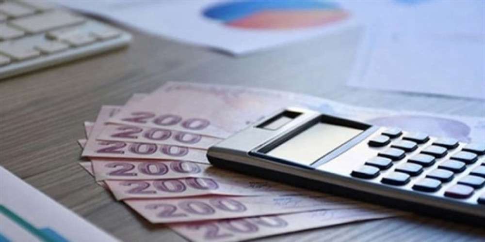 Öğrenciye vergisiz telefon ne kadar olacak? Vergi uzmanı açıkladı...