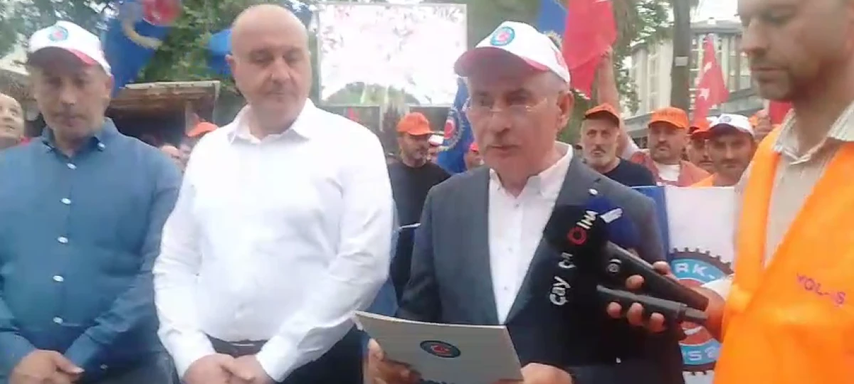 Rize'de Alanlara İndiler: “Geçinemiyoruz, Direne Direne Kazanacağız”