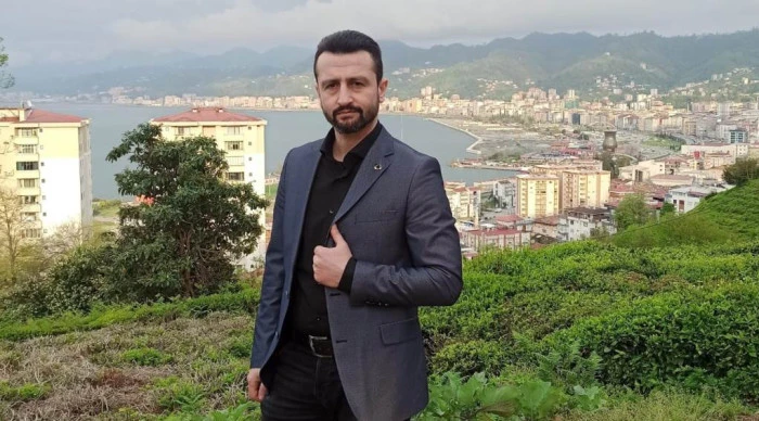 RİZE'DE  ADAYLIĞINI AÇIKLAYAN İLK İSİM OLDU