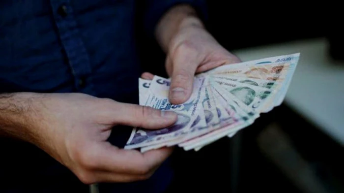 MEMUR EMEKLİSİNE VERİLEN SEYYANEN ZAM SÖZÜ TUTULSUN