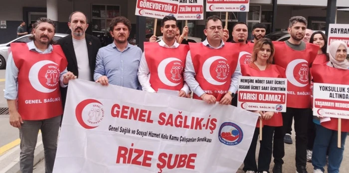 SAĞLIKÇILAR  ÖZLÜK HAKLARI İÇİN RİZE'DE  MEYDANLARA İNDİ