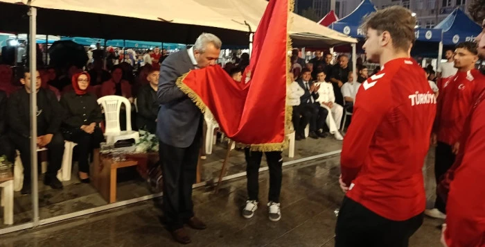 Rize’de 15 Temmuz Demokrasi ve Milli Birlik Günü Coşkuyla Kutlandı.