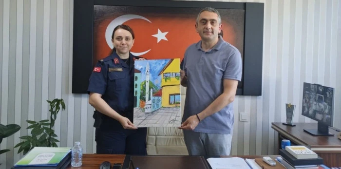 RİZE'DE KADIN TEĞMENDEN OKUL İYARETİ