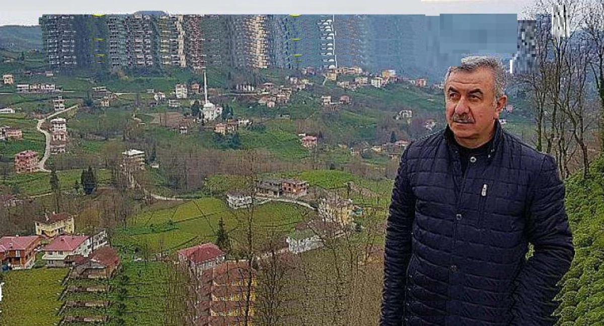 RİZE'DE ARAÇTA KALP KRİZİ GEÇİREN MUHTAR HAYATINI KAYBETTİ