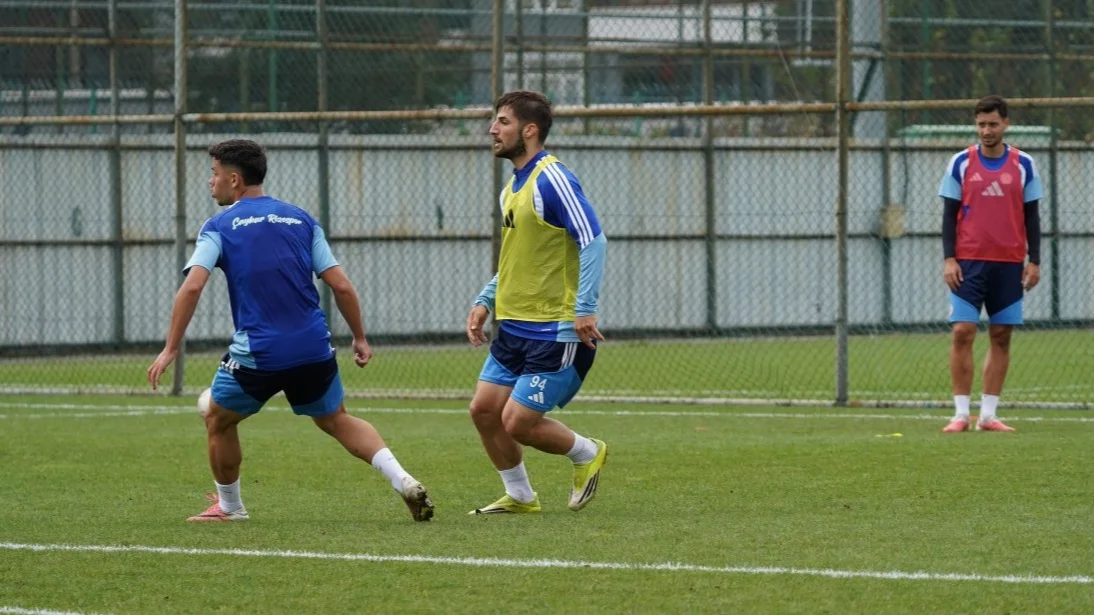 RİZESPOR KATBETTİĞİ 3 PAUNI EYÜP'TEN ALMAK İÇİN SIKI HAZIRLANIYOR.