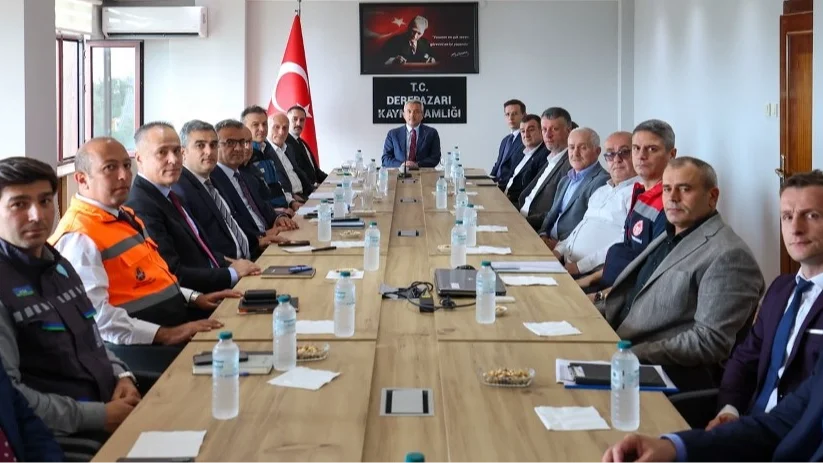 Rize'nin Derepazarı ilçesinde Afet sonrası Değerlendirme Toplantısı