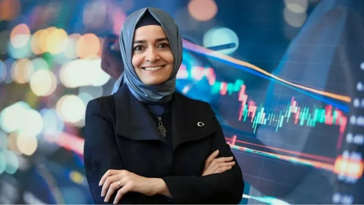 Fatma Betül Sayan Kaya 2.2 Milyar TL.yi  Bakanlığıa İade etti.  