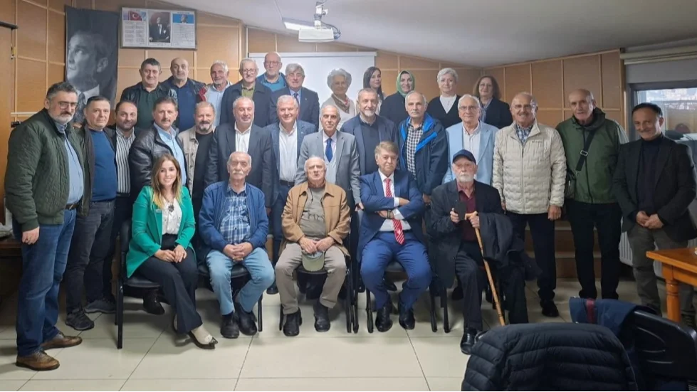 RİZE LİSESİ MEZUNLARI DERNEĞİ’NDE YENİ YÖNETİM BELLİ OLDU