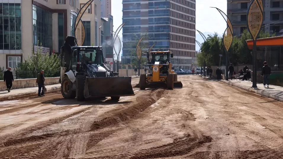 Muş’ta SSK Caddesi’nde sona doğru