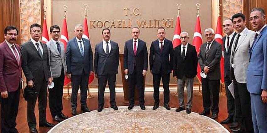 Vali Yavuz'dan İlçe Kaymakamlarıyla önemli toplantı