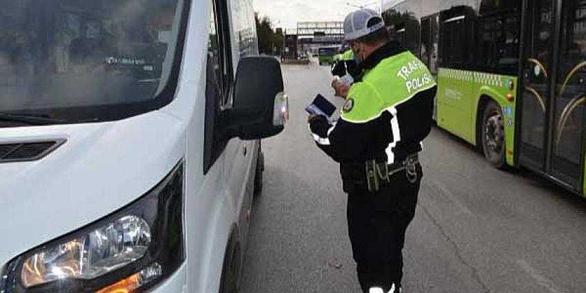  Kocaeli polisi onları affetmiyor. Bu kuralları ihlal eden yandı.