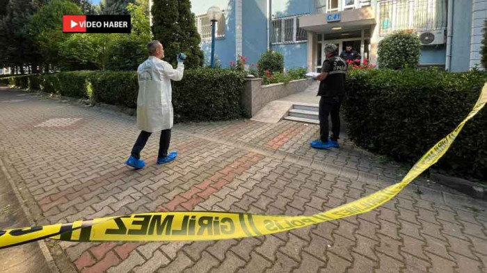 Tadilat meselesi sebebiyle apartman yöneticisi komşusuna pusu kurdu