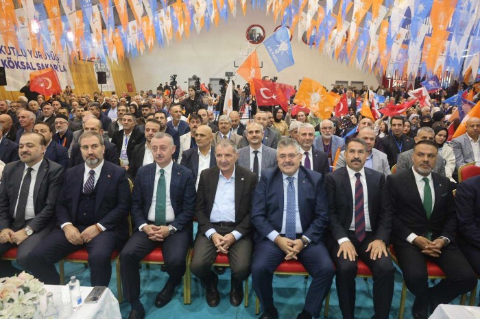 Darıca Ak Parti'ye coşkulu kongre