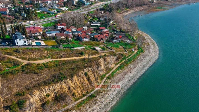 Kaçak yapılar yıkılmaya başlandı