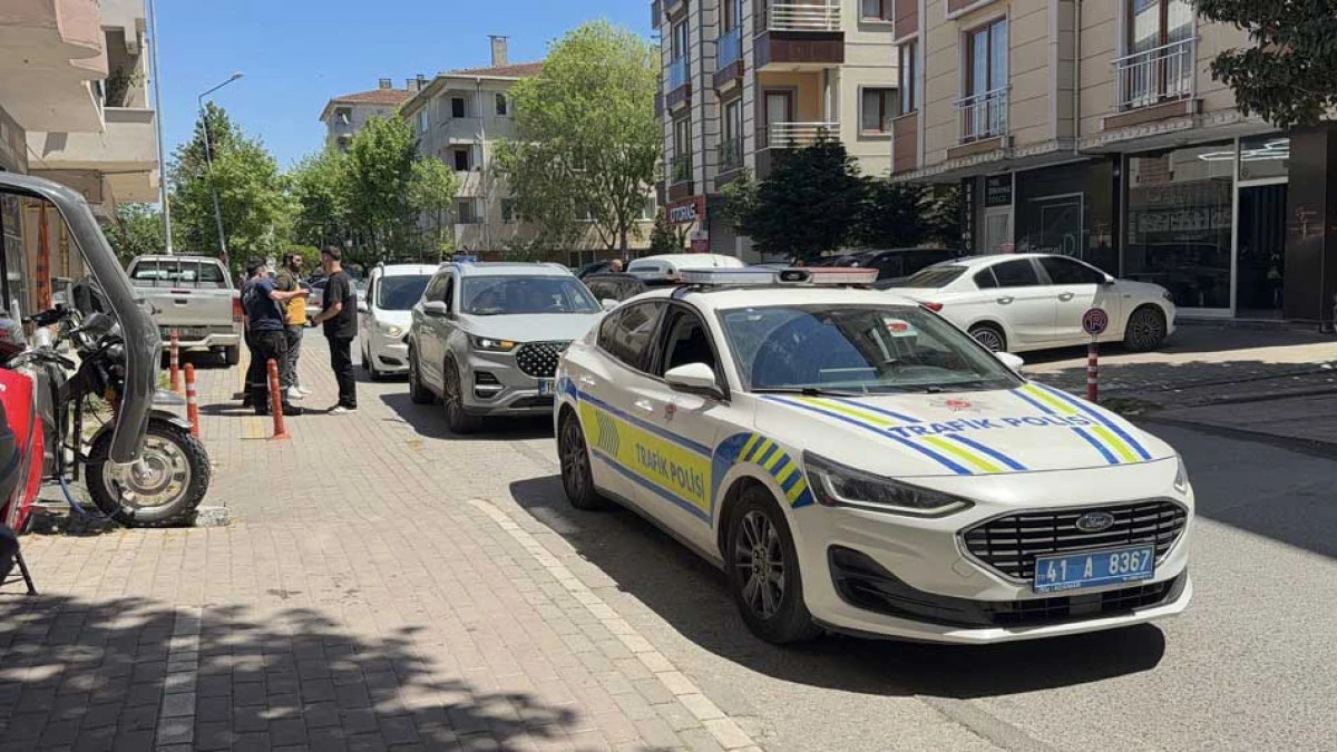 Park halindeki su tankerine çarptı