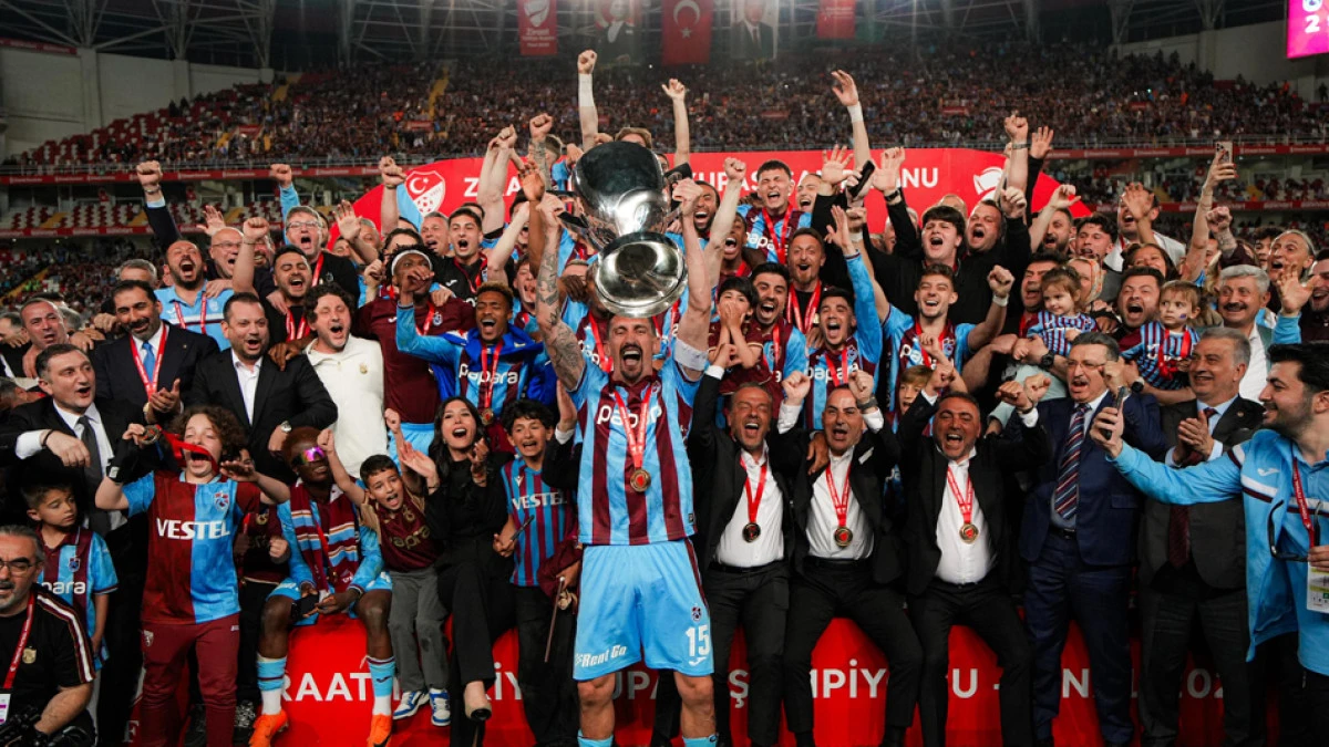 Türkiye Kupası şampiyonu Trabzonspor  