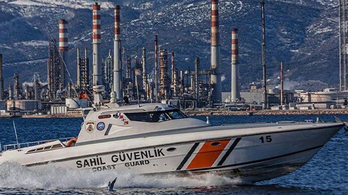 TCSG-15 Sahil Güvenlik Botu Kocaeli'de ziyarete açılıyor
