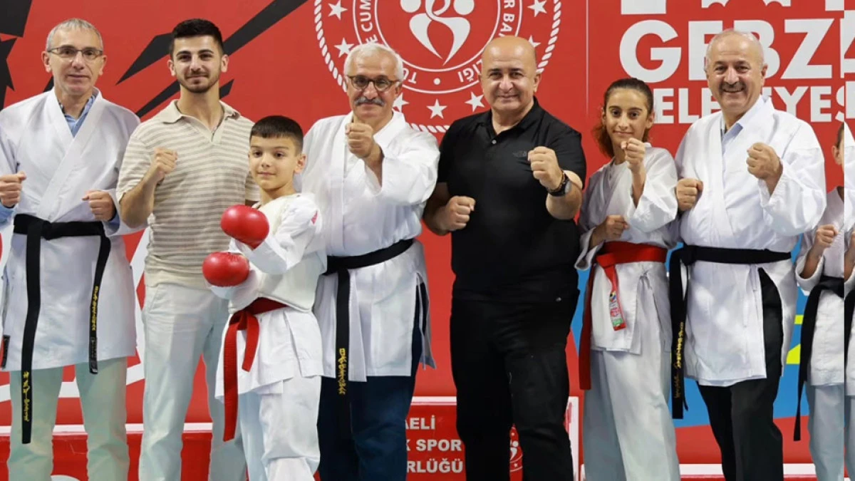Başkan Büyükgöz'den karate sürprizi