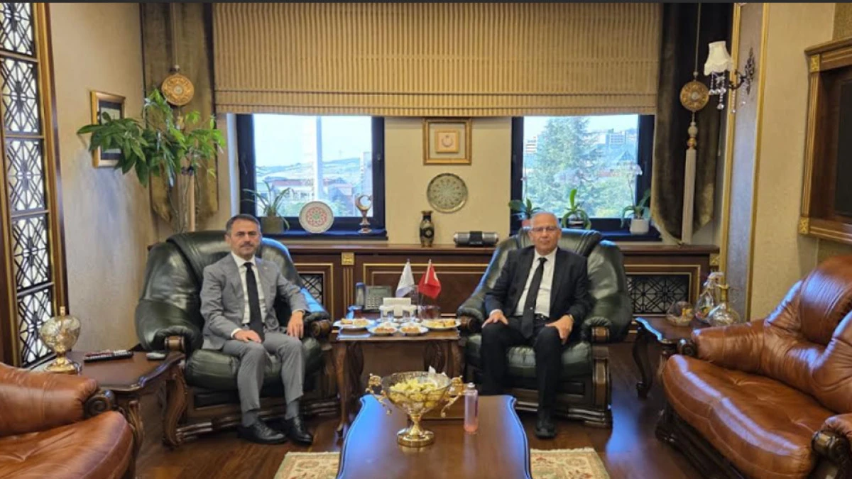 Vali Aktaş'tan Rektör Cantürk'e Taziye Ziyareti