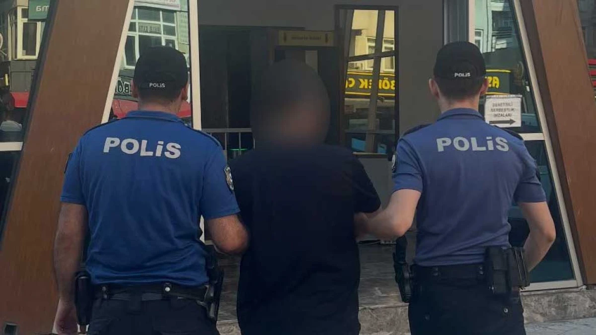 Kocaeli Polisinden kaçamadılar. Kovalamaca Karakolda bitti