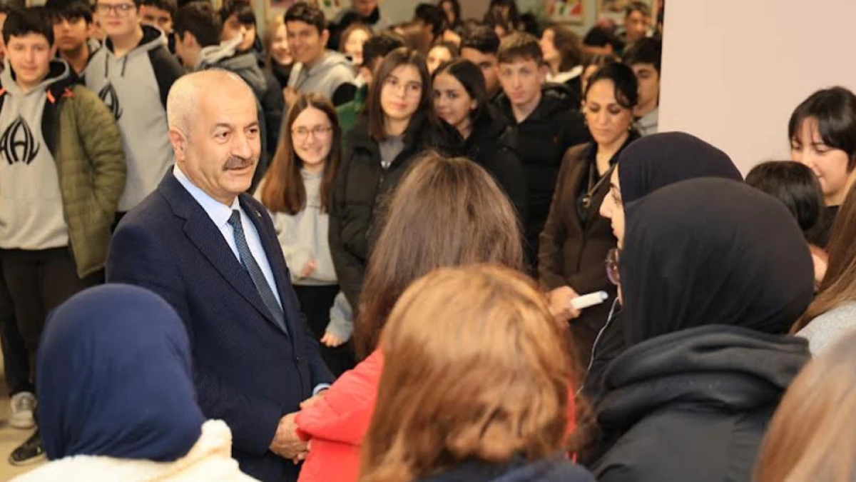 Gebze Belediyesi’nin Üniversite eğitim desteği için başvurular başladı