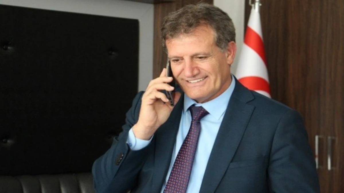 Bakan Arıklı görevden alındı