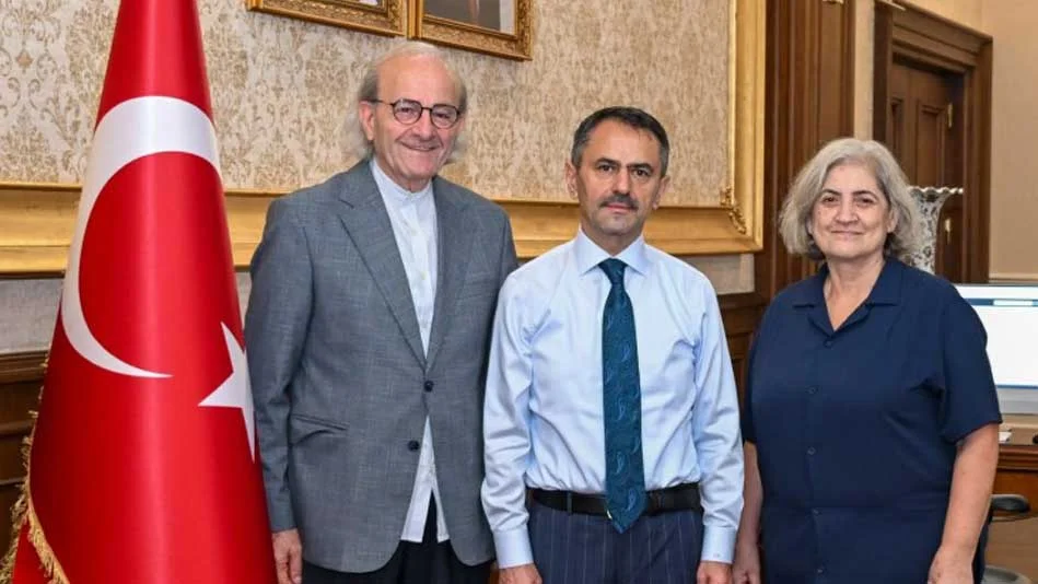 Burhan Akçin’den Vali İlhami Aktaş’a Ziyaret