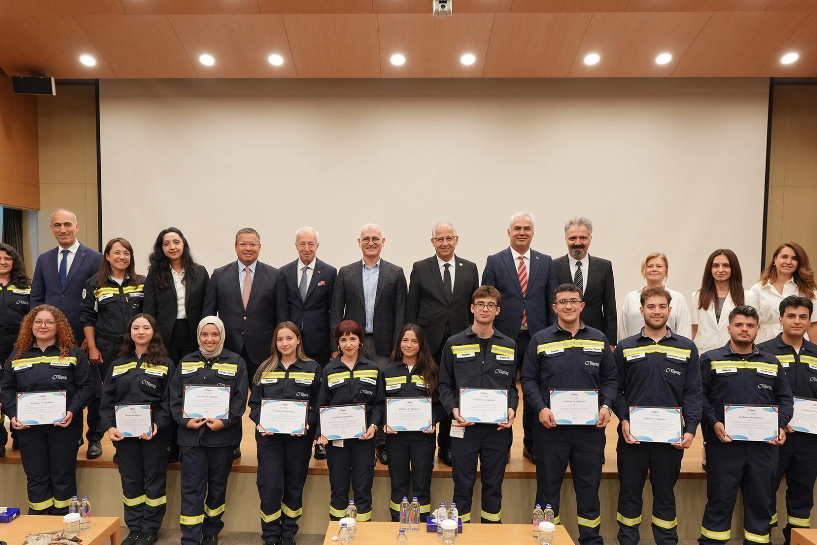 Tüpraş'tan öğrencilere önemli destek