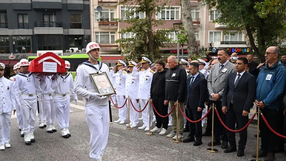 Kıbrıs Gazisi İzzettin Tırnavalı son yolculuğuna uğurlandı