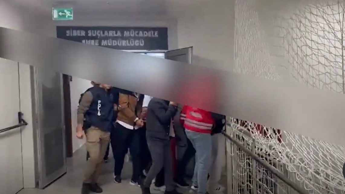 Siber suçluların bağlantısı koparıldı 