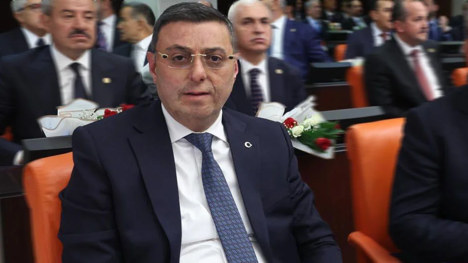 Milletvekili Serkan Bayram Ak Partililerden özür diledi