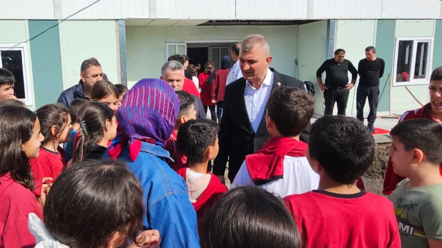  Gölcük Belediyesinden eğitime önemli destek