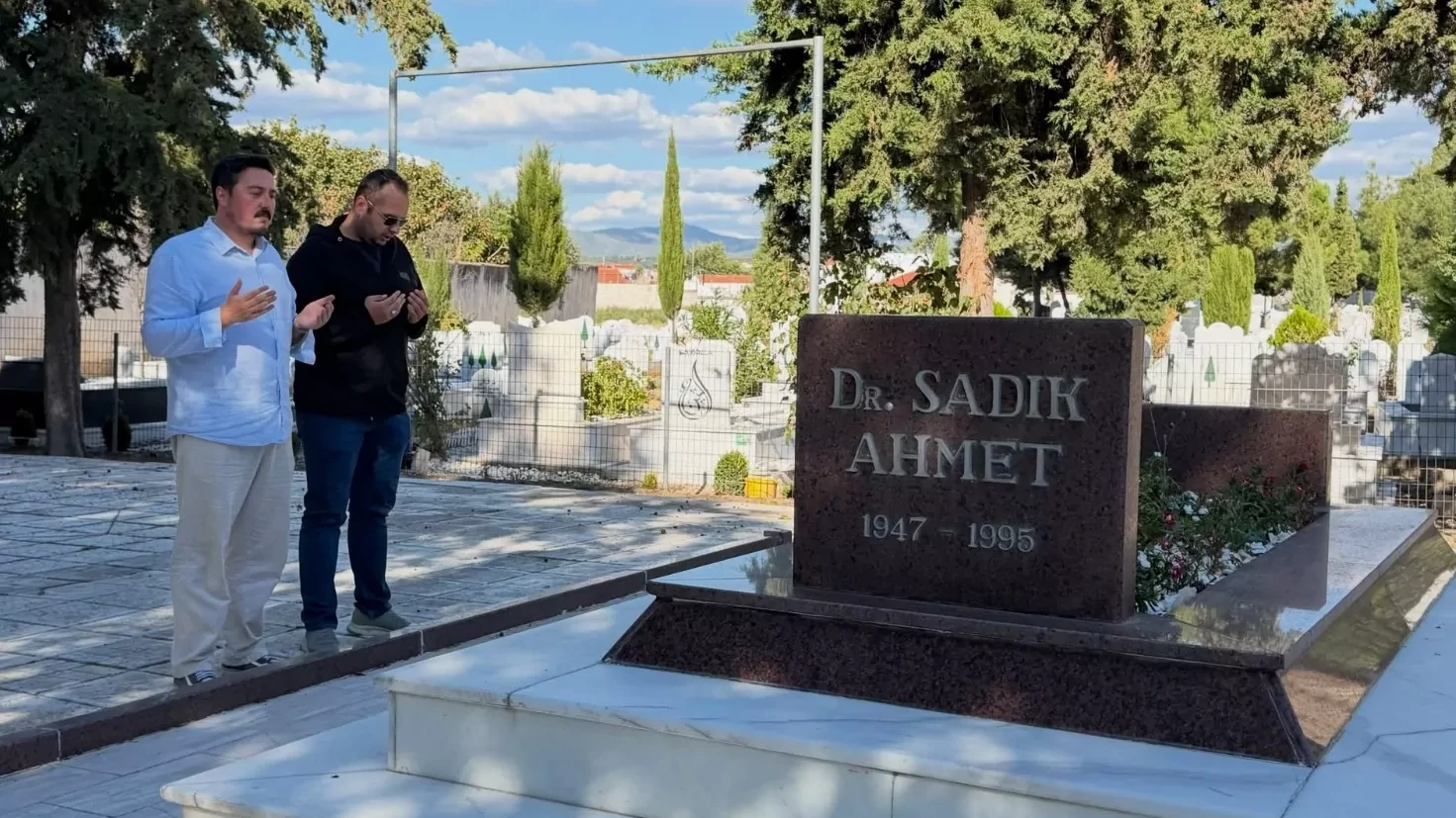 YRP Gençlik Kolları Başkanı Selçuk Efe’den Batı Trakya ziyareti