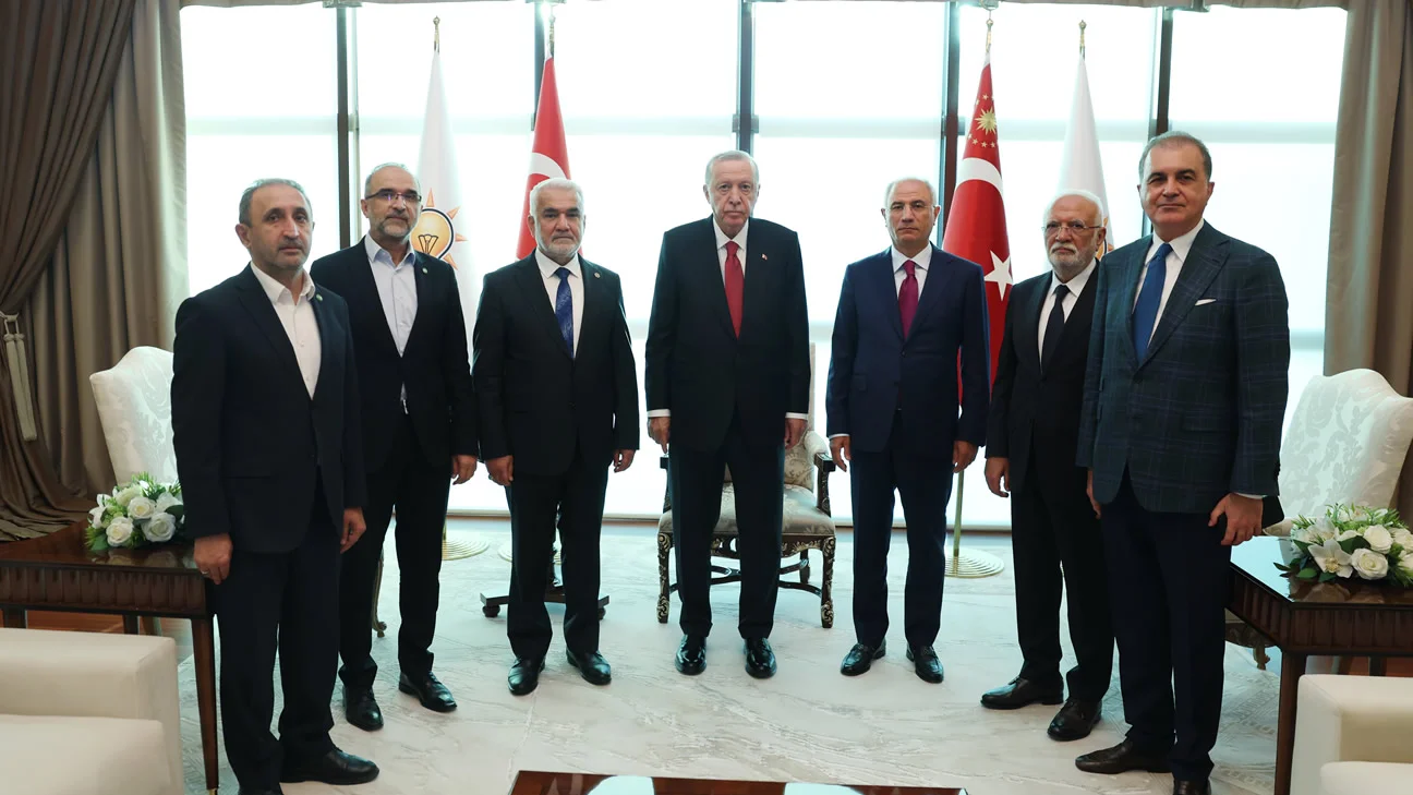Cumhurbaşkanı Erdoğan, HÜDAPAR Genel Başkanı Yapıcıoğlu’nu kabul etti
