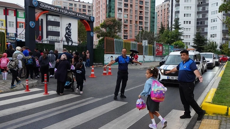 İstanbul Beylikdüzü’nde okul çevrelerinde güvenlik artırıldı