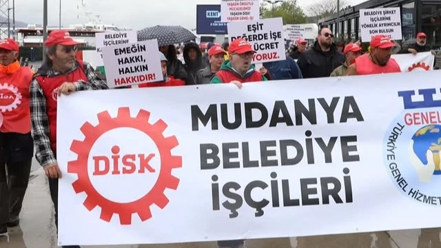 Mudanya Belediyesi şirket işçilerinden ücret tepkisi!