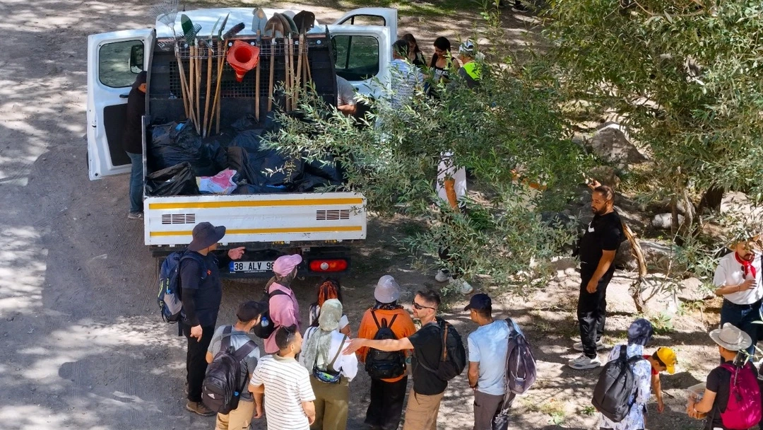 Kırlangıç Vadisi'nde yeşil seferberlik