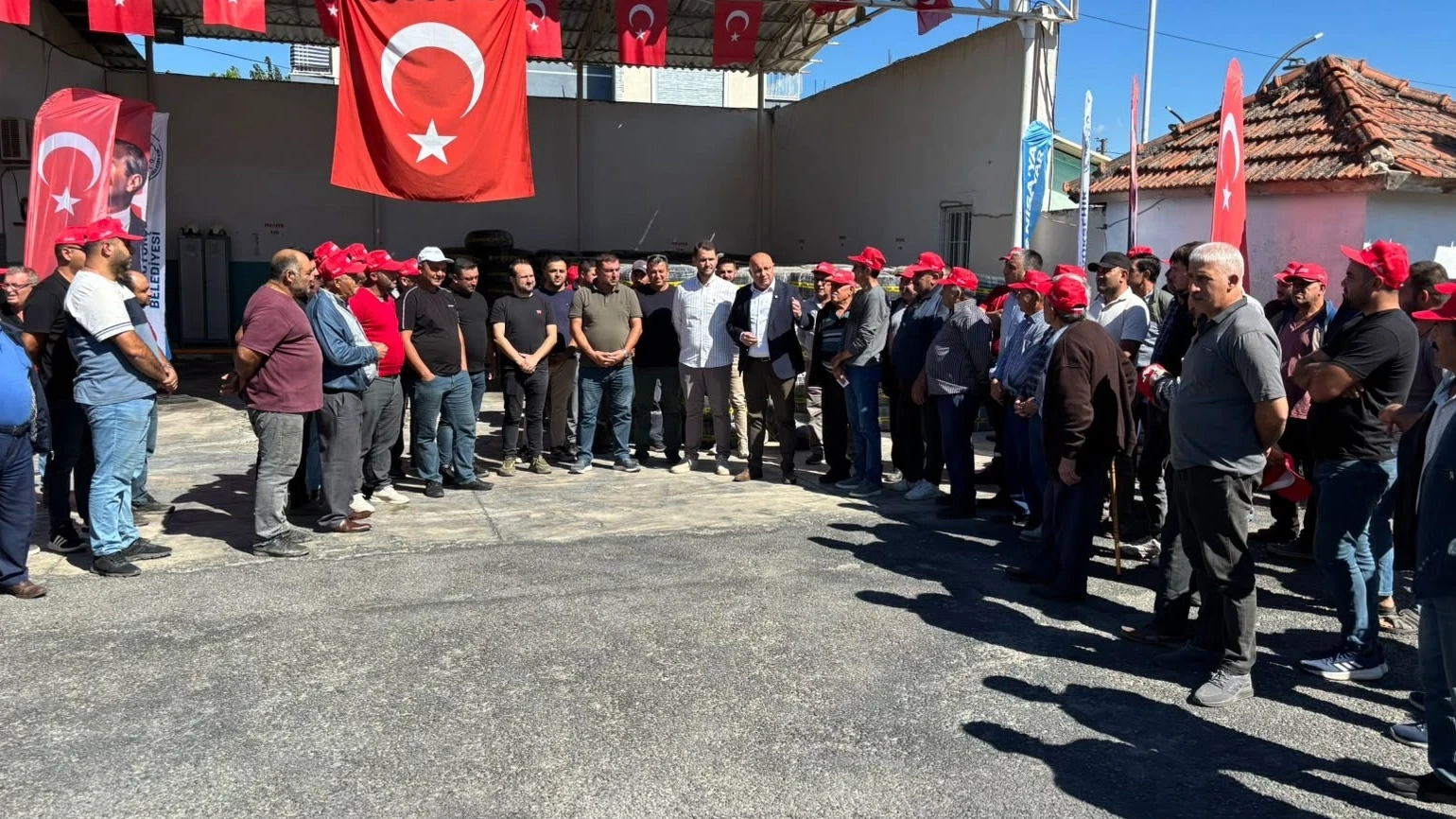 Manisa'da Büyükşehir’in Damlama Sulama Desteği 7 Milyon Metreyi Geçti