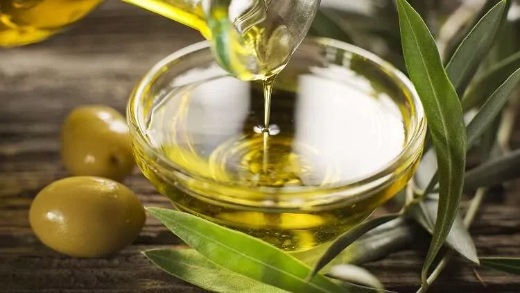 Kalp dostu zeytinyağı... Günde ne kadar tüketilmeli?