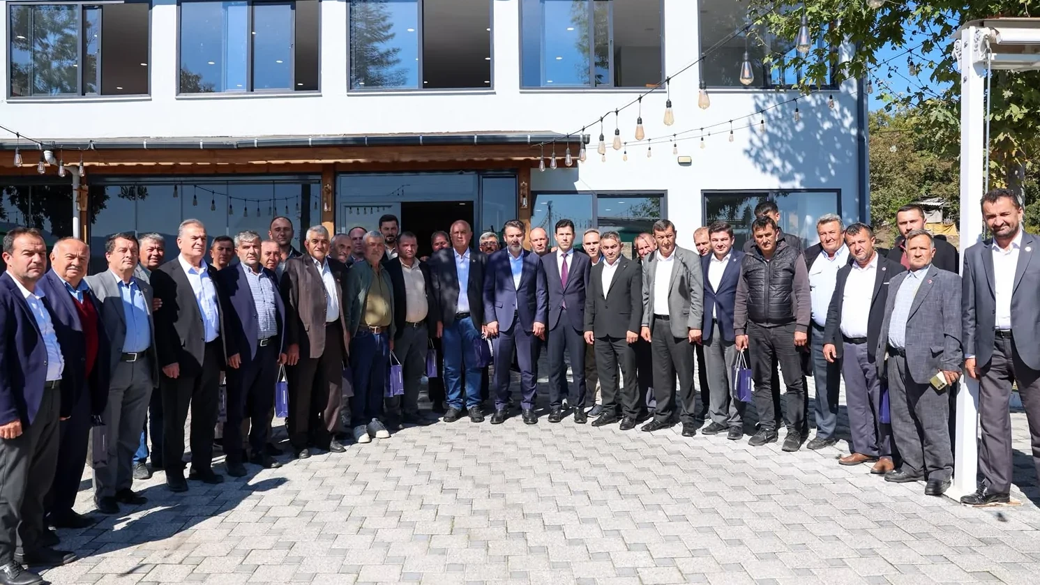 Bursa'da Başkan Vekili Biba Büyükorhanlı muhtarları dinledi