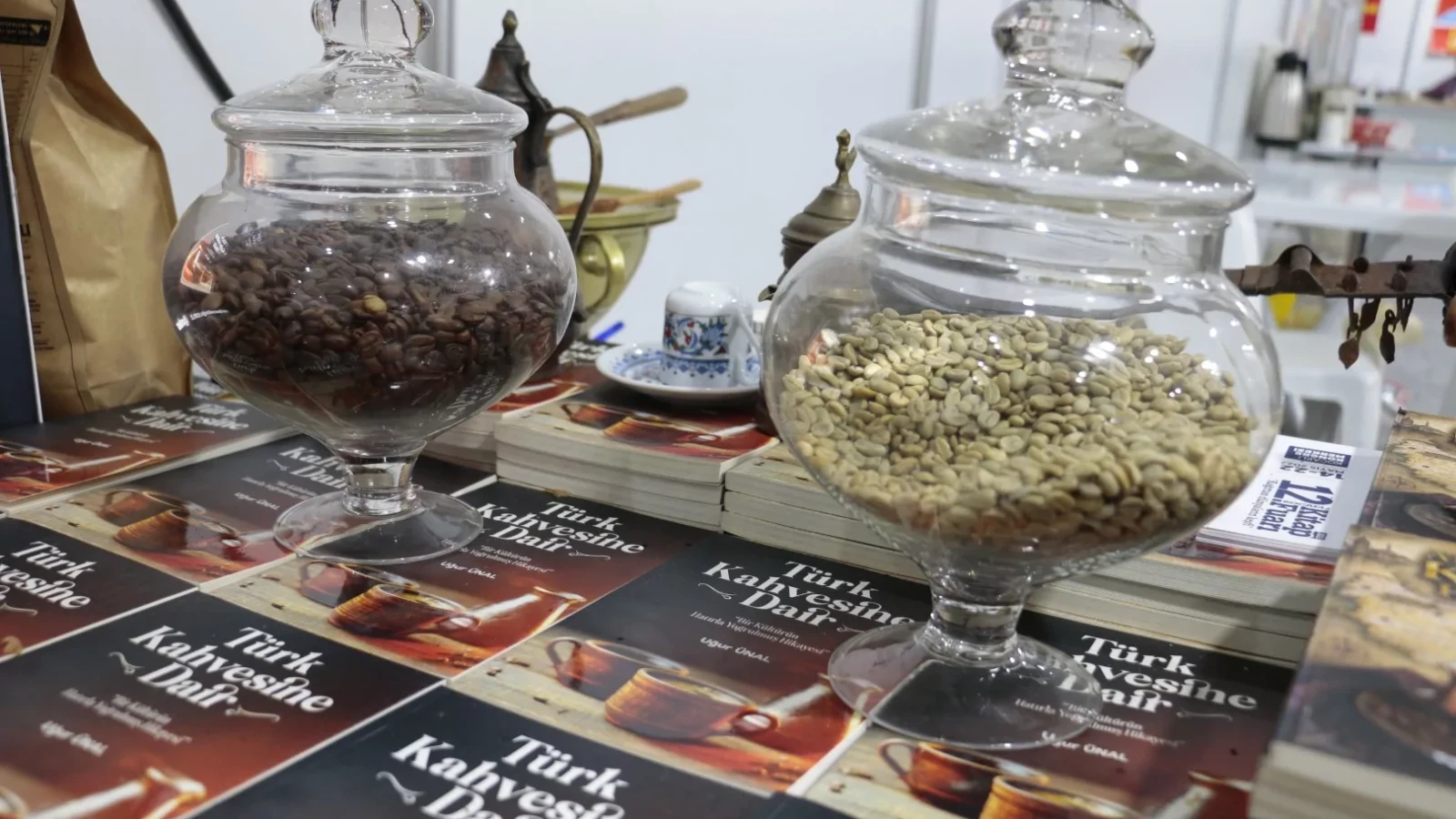 Kocaeli'de kahvenin hikâyesi Kitap Fuarı’na taşındı