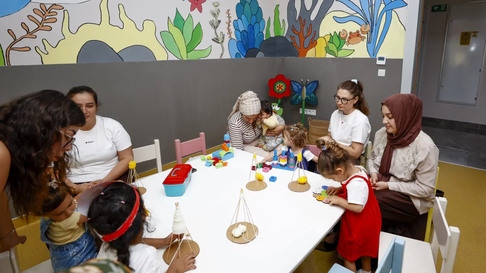 Mersin'de minikler oyunla öğreniyor