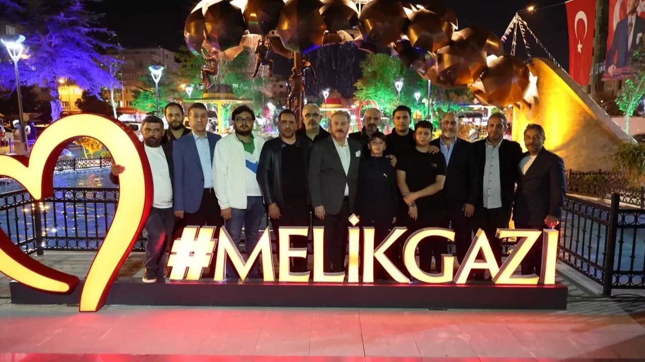 Kayseri Melikgazi'den vefa parkı