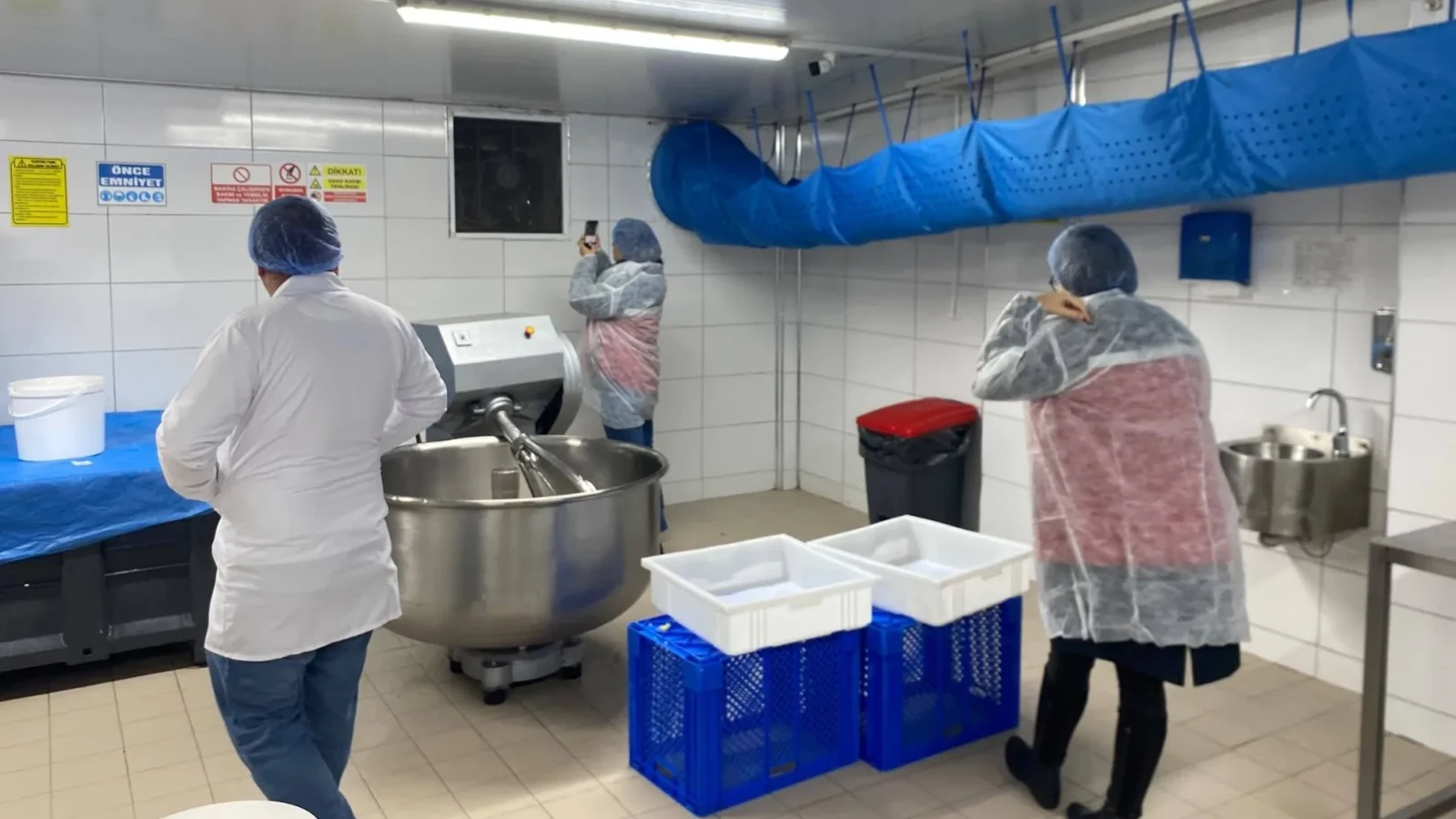 Keşan’da yem bayileri, gıda işletmeleri ve balıkçılar denetlendi