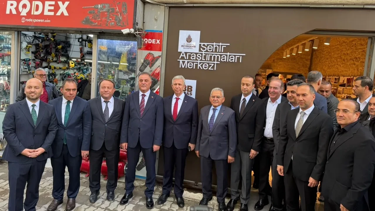 Şehir Araştırmaları Merkezi Beyoğlu'nda açıldı