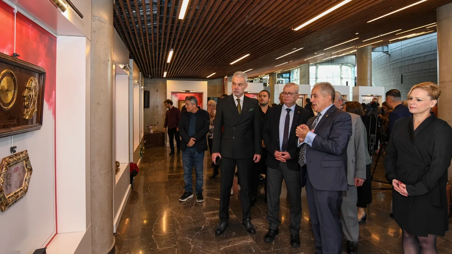 Osmangazi’de Cumhuriyet ve Atatürk sevgisi sergiyle ölümsüzleşti