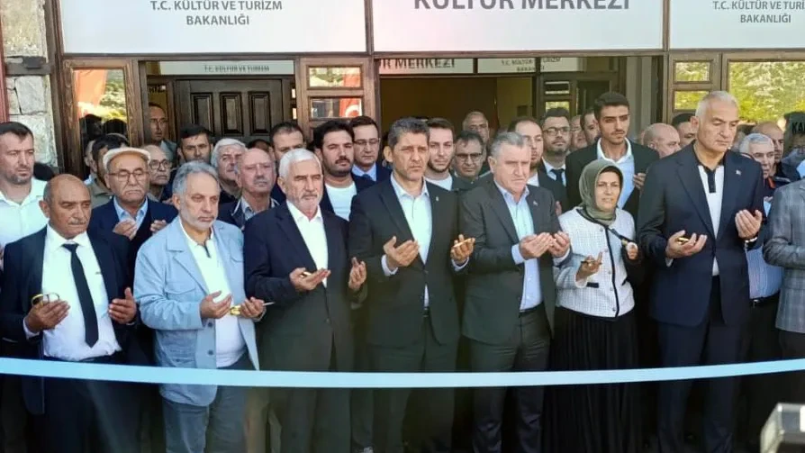 Mustafa Yalçın'dan Antalya mesaisi