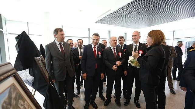 Bursa'da Cumhuriyet Coşkusu Goblen Sanatıyla Buluştu