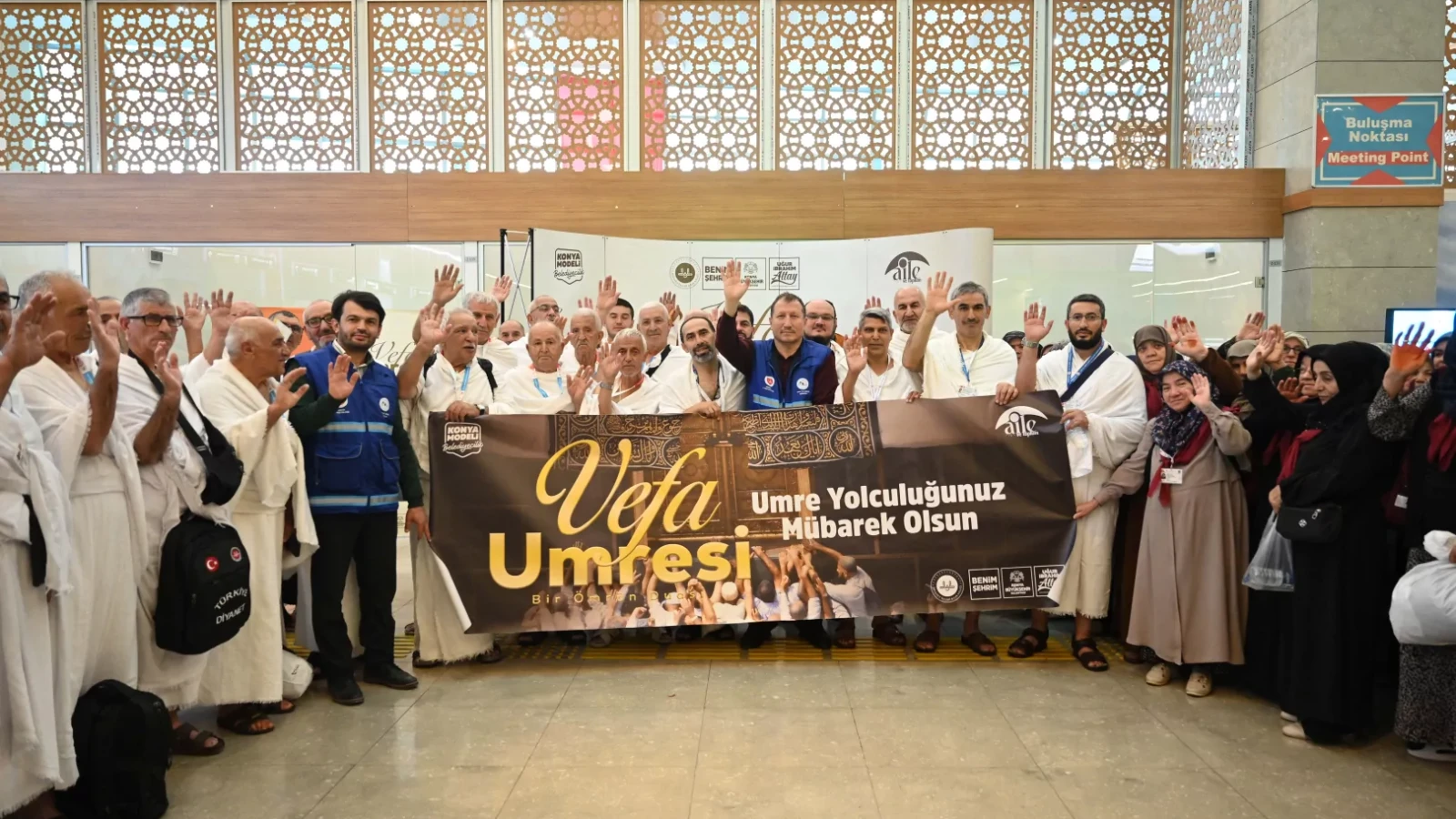Konya Büyükşehir’in “Vefa Umresi Projesi”nde Üçüncü Kafile Dualarla Uğurlandı